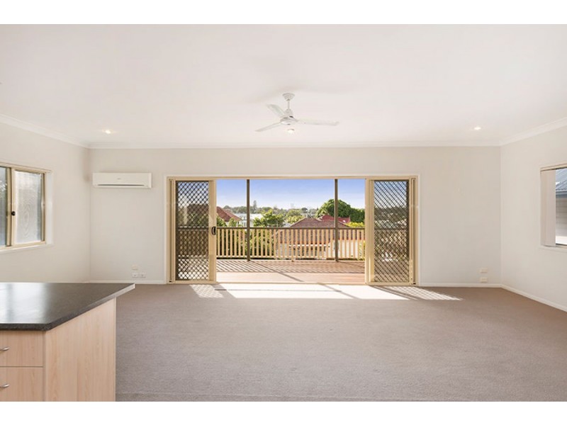 27 Boronia Avenue, Holland Park West QLD 4121