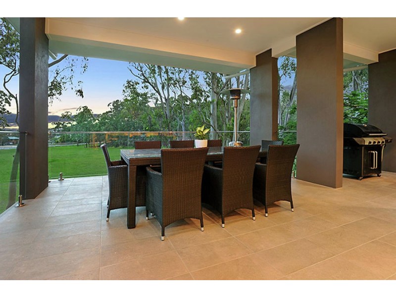 3 Follington Crescent, Coorparoo QLD 4151