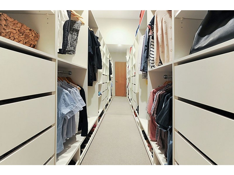 3 Follington Crescent, Coorparoo QLD 4151