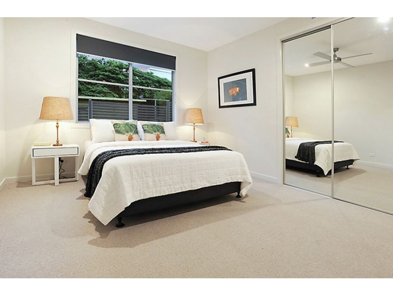 3 Follington Crescent, Coorparoo QLD 4151