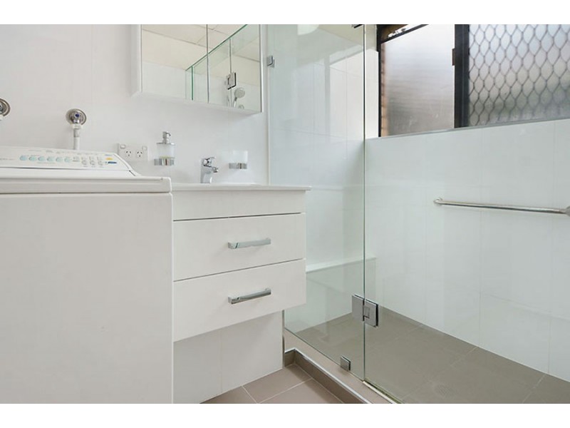 2/83 Waldheim St, Annerley QLD 4103