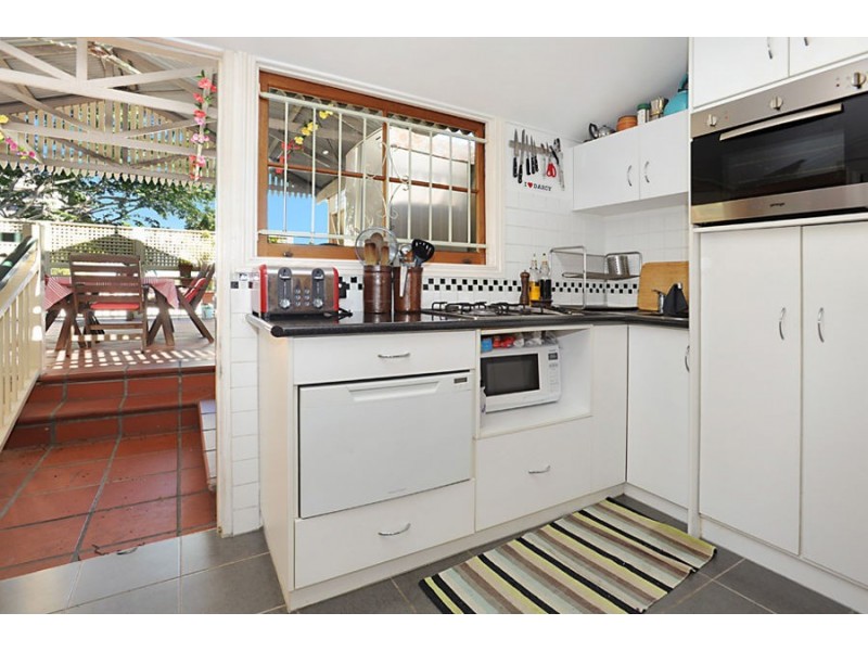 2 42 Mark Lane, Kangaroo Point QLD 4169