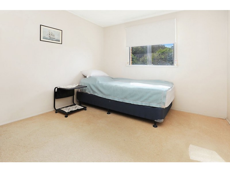 5 Dobbs St, Holland Park West QLD 4121