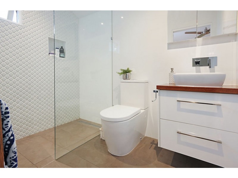 17 Royds Street, Carina QLD 4152