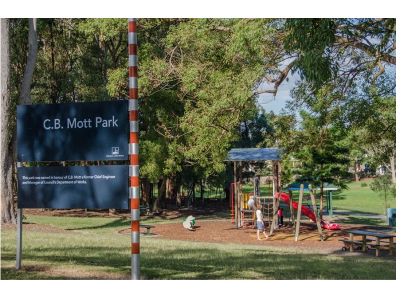 50 Wylma St, Holland Park QLD 4121