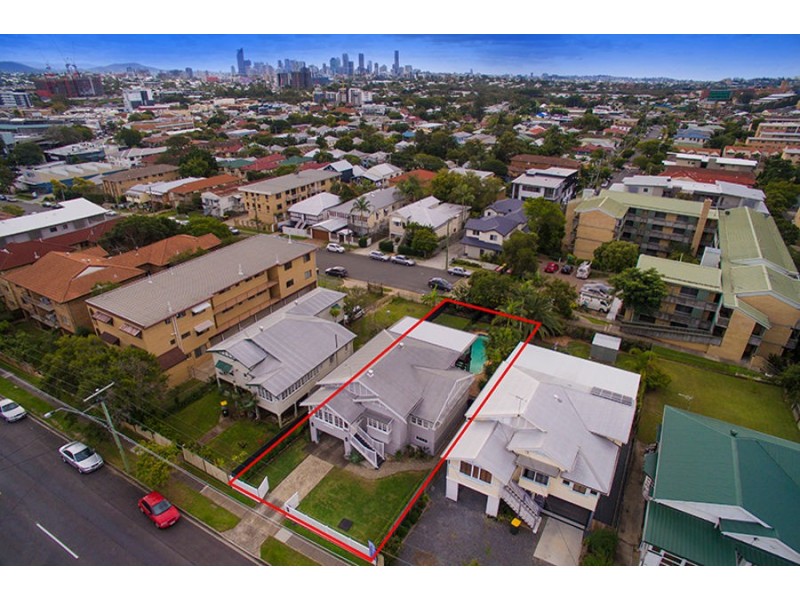 314 Cornwall Street, Greenslopes QLD 4120