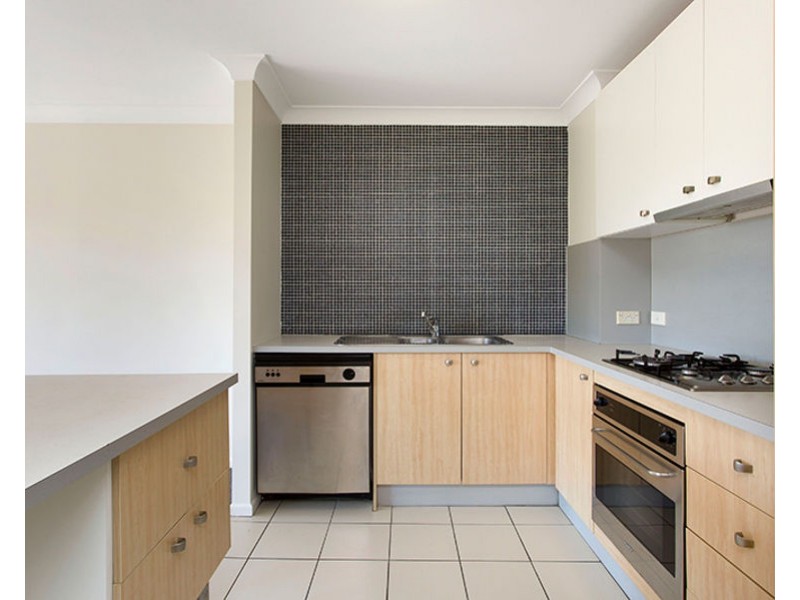 39/11 Kitchener Street, Coorparoo QLD 4151