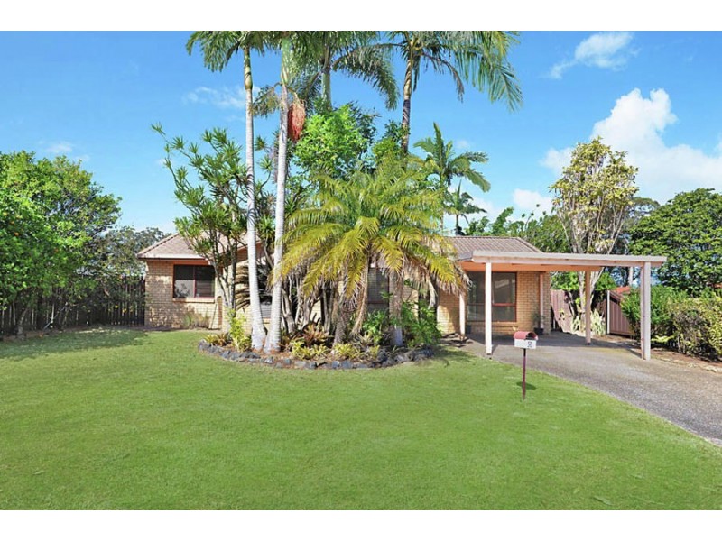 8 Marty st, Wynnum West QLD 4178