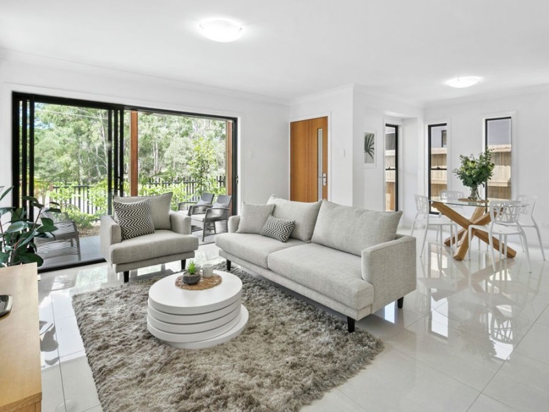 36 Preston Road, Carina QLD 4152