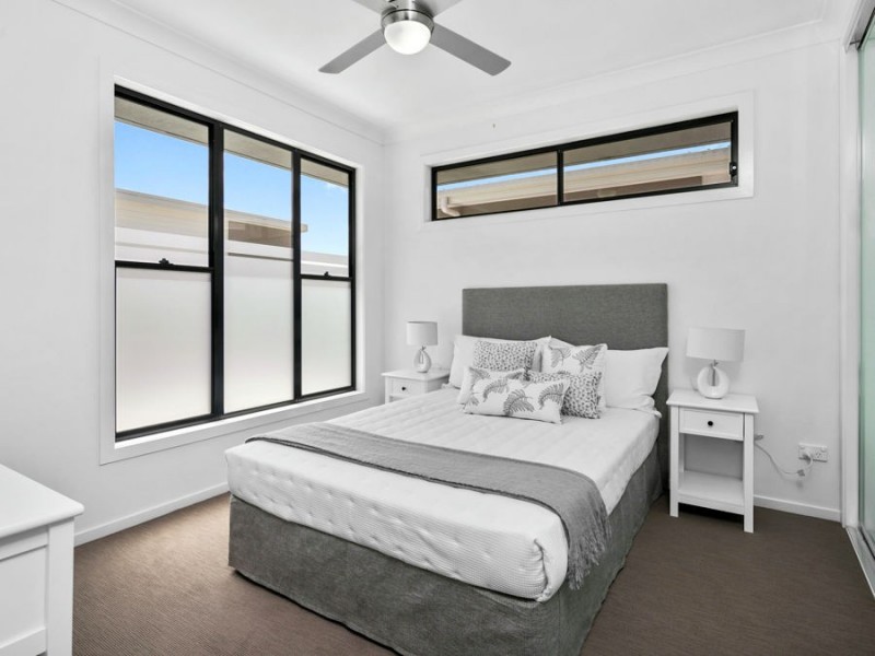 36 Preston Road, Carina QLD 4152