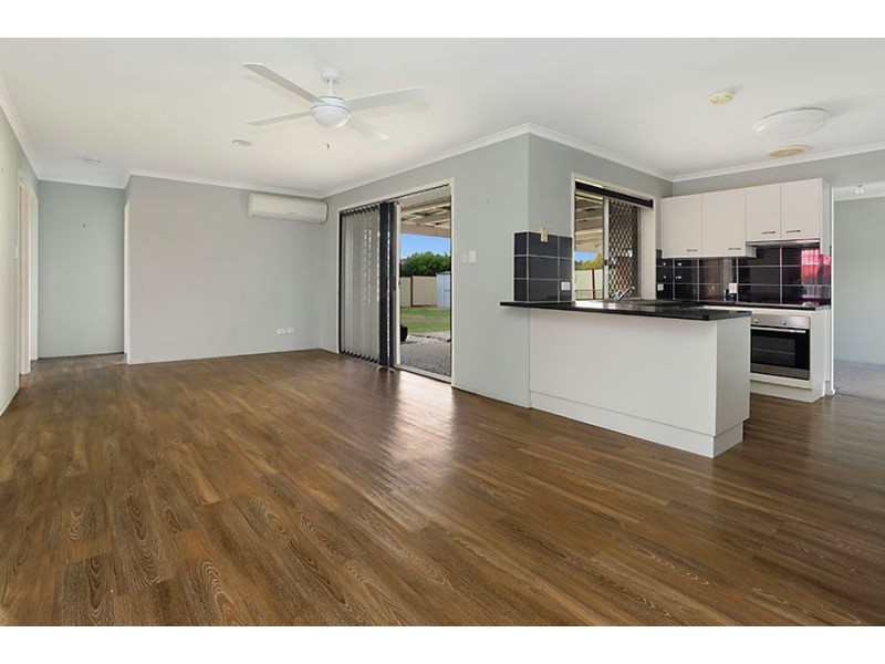 10 Pinto Ct, Yamanto QLD 4305
