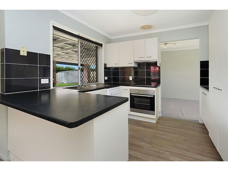 10 Pinto Ct, Yamanto QLD 4305