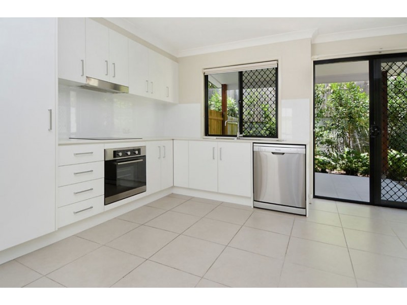 4/15 Rutland Street, Coorparoo QLD 4151