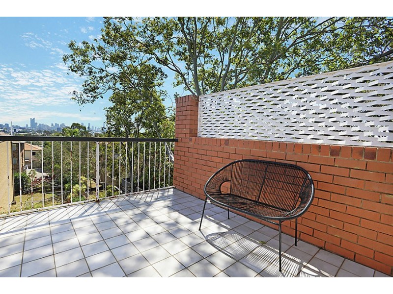 9 / 14 Douglas Street, Greenslopes QLD 4120