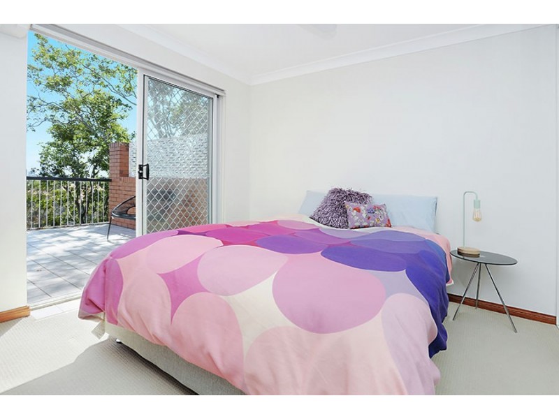 9 / 14 Douglas Street, Greenslopes QLD 4120