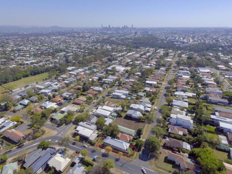 115 Fingal St, Tarragindi QLD 4121