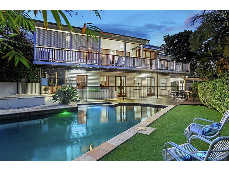 420 Upper Cornwall St, Coorparoo QLD 4151