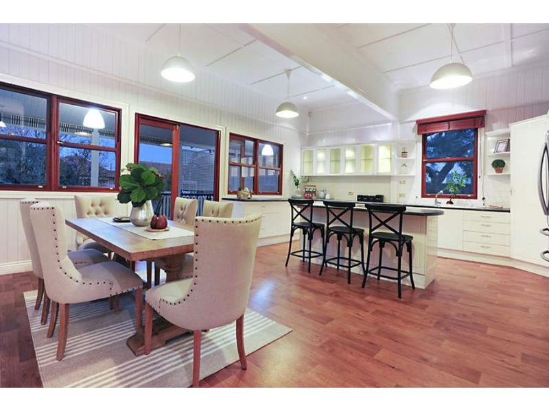 420 Upper Cornwall St, Coorparoo QLD 4151