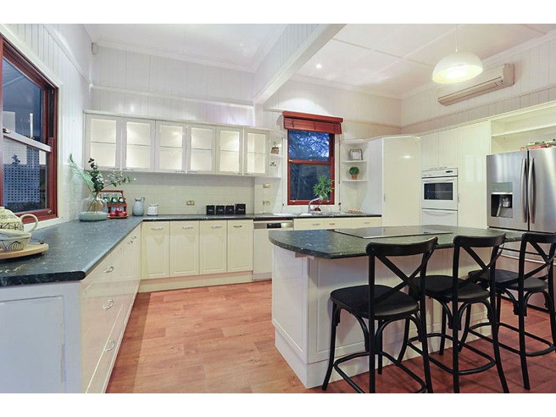 420 Upper Cornwall St, Coorparoo QLD 4151