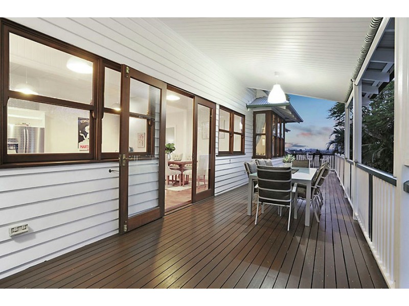 420 Upper Cornwall St, Coorparoo QLD 4151