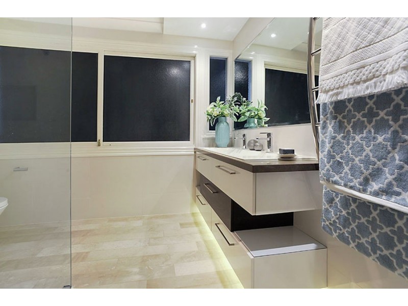 420 Upper Cornwall St, Coorparoo QLD 4151