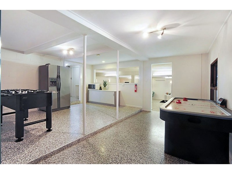 420 Upper Cornwall St, Coorparoo QLD 4151