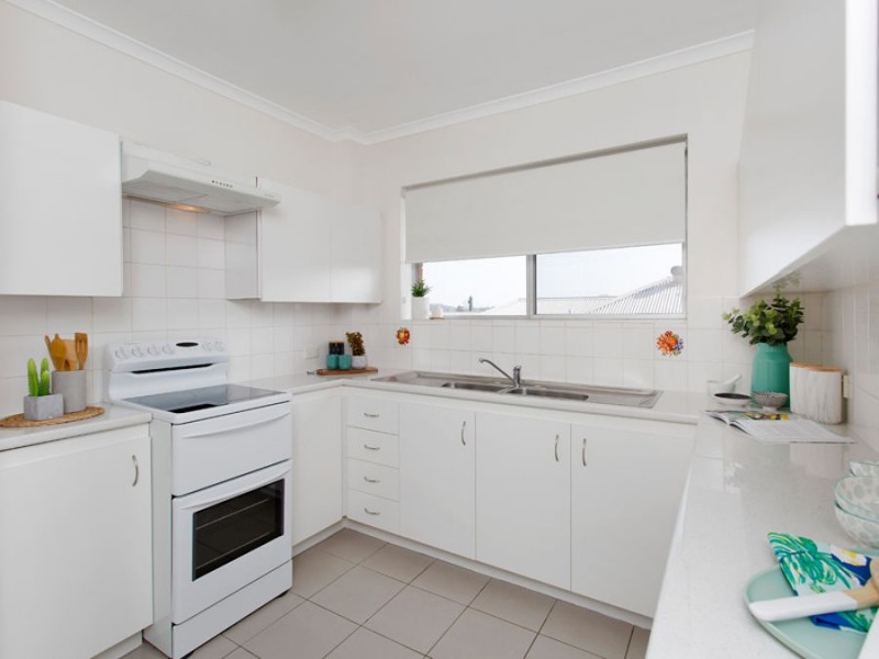 4/34 Eighth Avenue, Coorparoo QLD 4151