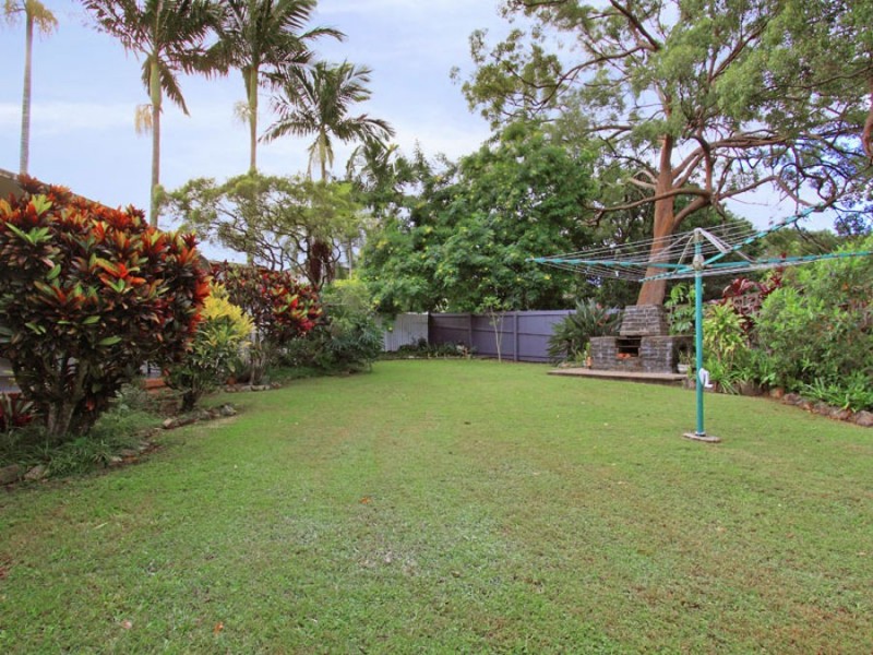 88 Murton Avenue (AKA 8 Stewart Street), Holland Park QLD 4121