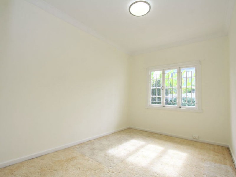 88 Murton Avenue (AKA 8 Stewart Street), Holland Park QLD 4121