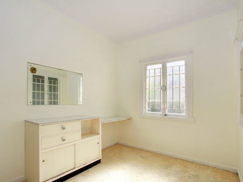 88 Murton Avenue (AKA 8 Stewart Street), Holland Park QLD 4121