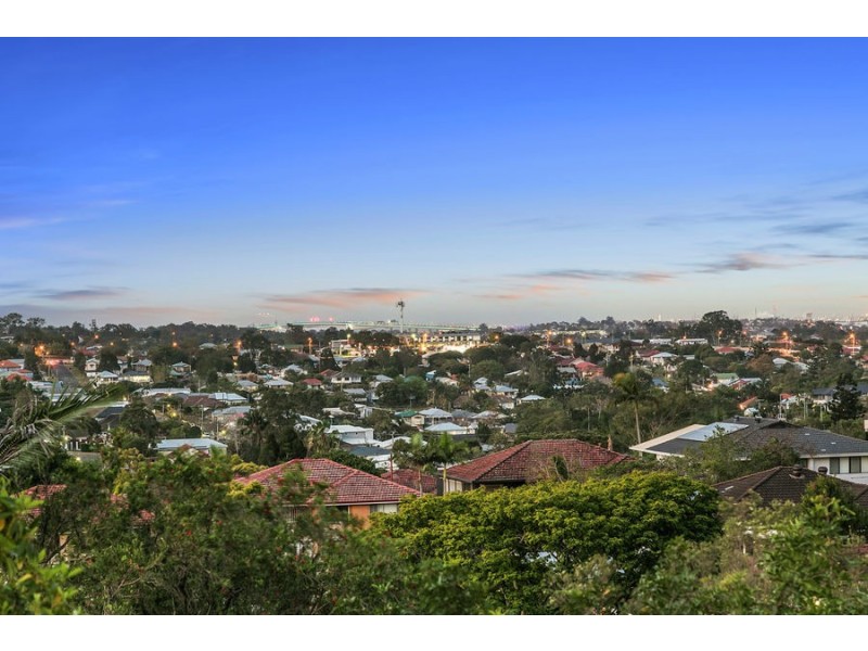 35 Indus Street, Camp Hill QLD 4152