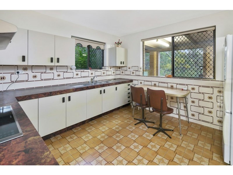 35 Indus Street, Camp Hill QLD 4152