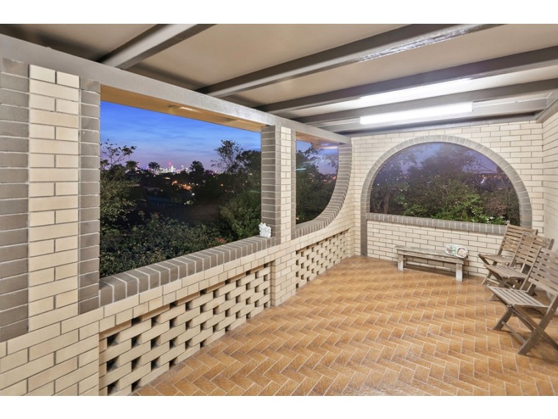 35 Indus Street, Camp Hill QLD 4152