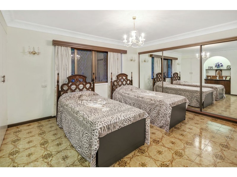 35 Indus Street, Camp Hill QLD 4152