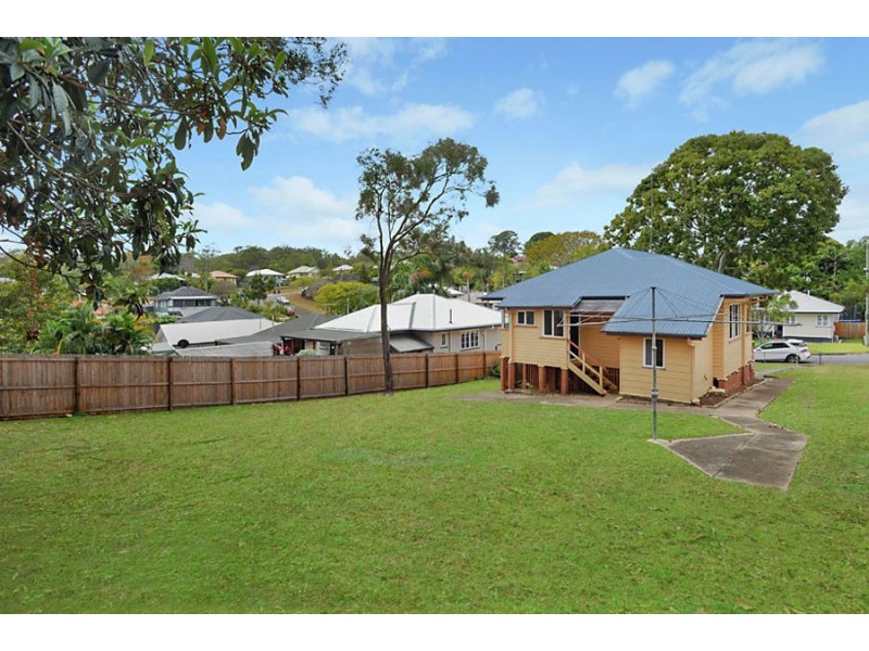 28 Oakfield Street, Mount Gravatt East QLD 4122