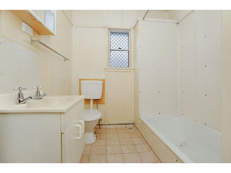 28 Oakfield Street, Mount Gravatt East QLD 4122