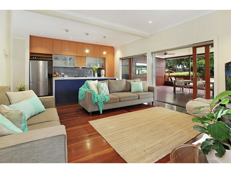 24 Rutland Street, Coorparoo QLD 4151