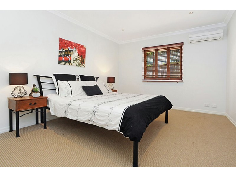 24 Rutland Street, Coorparoo QLD 4151