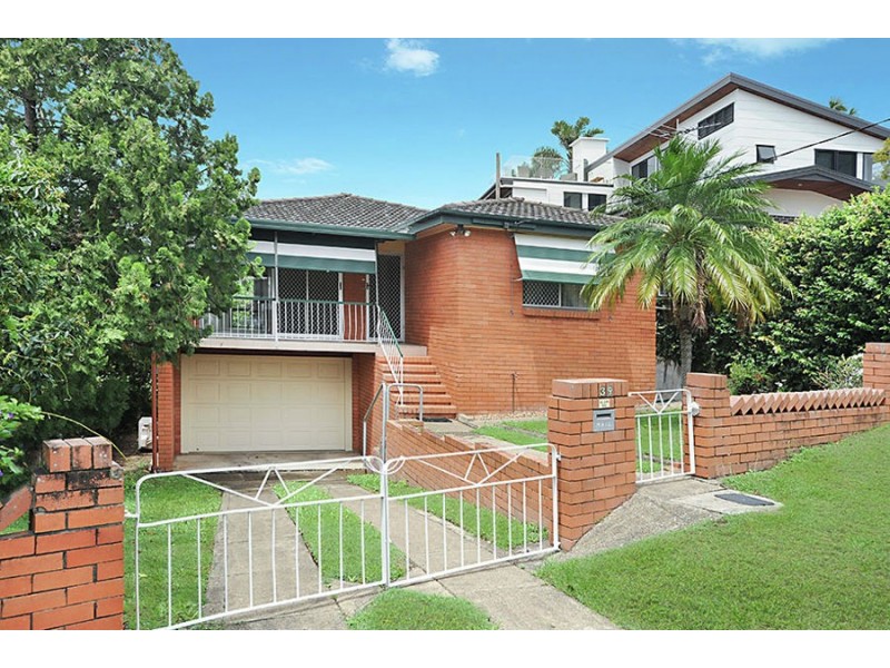 39 McIlwraith Ave, Balmoral QLD 4171