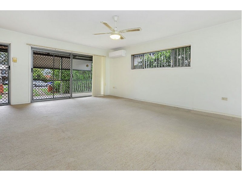 39 McIlwraith Ave, Balmoral QLD 4171