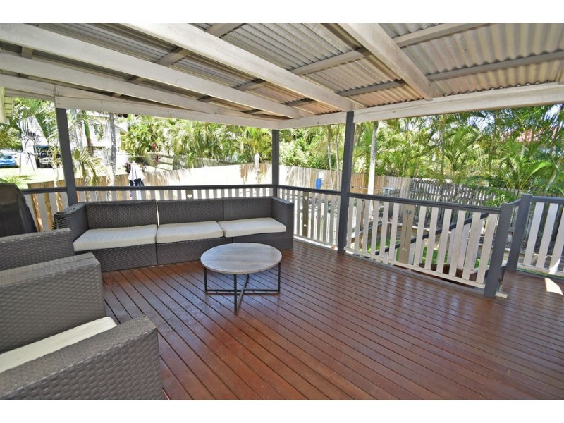 8 Patrick lane, Norman Park QLD 4170