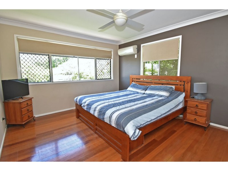 8 Patrick lane, Norman Park QLD 4170