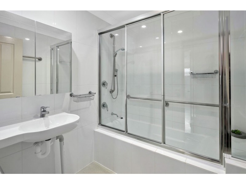 70/30 Meadowlands Rd, Carina QLD 4152