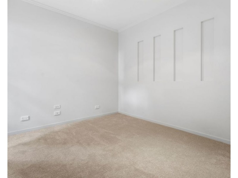 52 Framont Ave, Holland Park QLD 4121