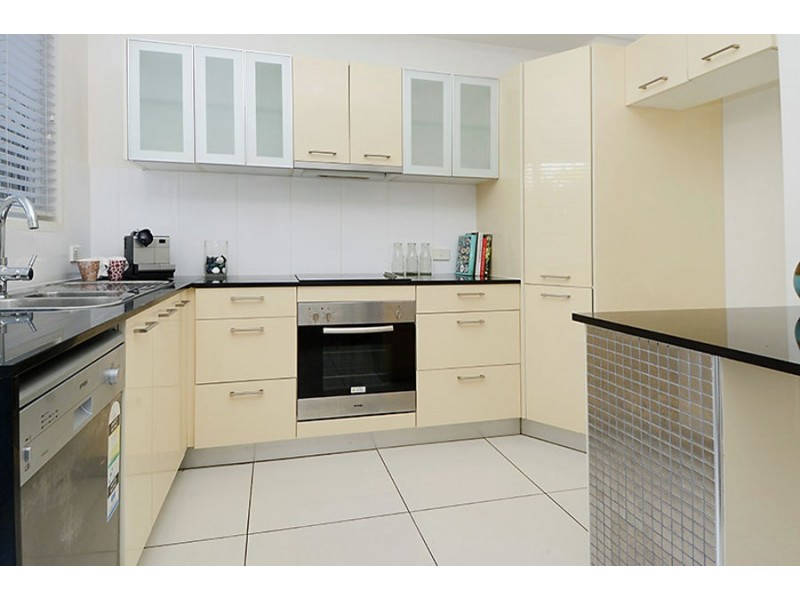 4 / 925 Stanley Street East, East Brisbane QLD 4169