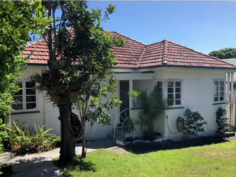 24 Pelham Street, Coorparoo QLD 4151