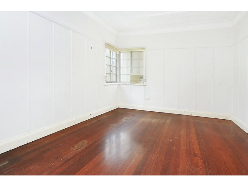 24 Pelham Street, Coorparoo QLD 4151