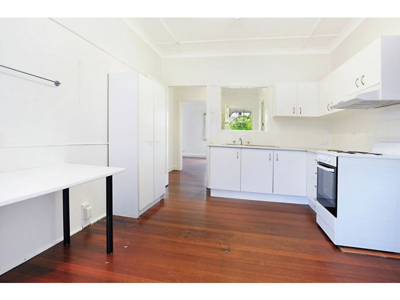 24 Pelham Street, Coorparoo QLD 4151