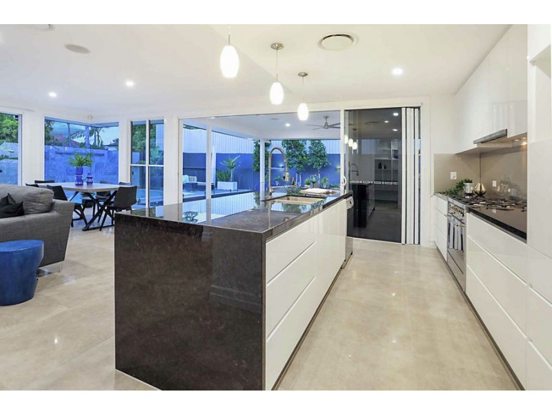 20 Landor Street, Tarragindi QLD 4121