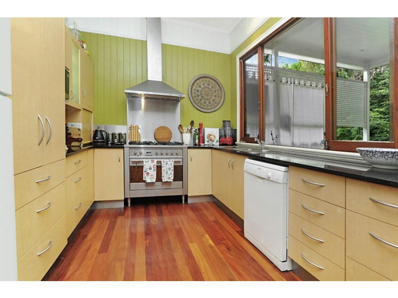 76 Fanny Street, Annerley QLD 4103